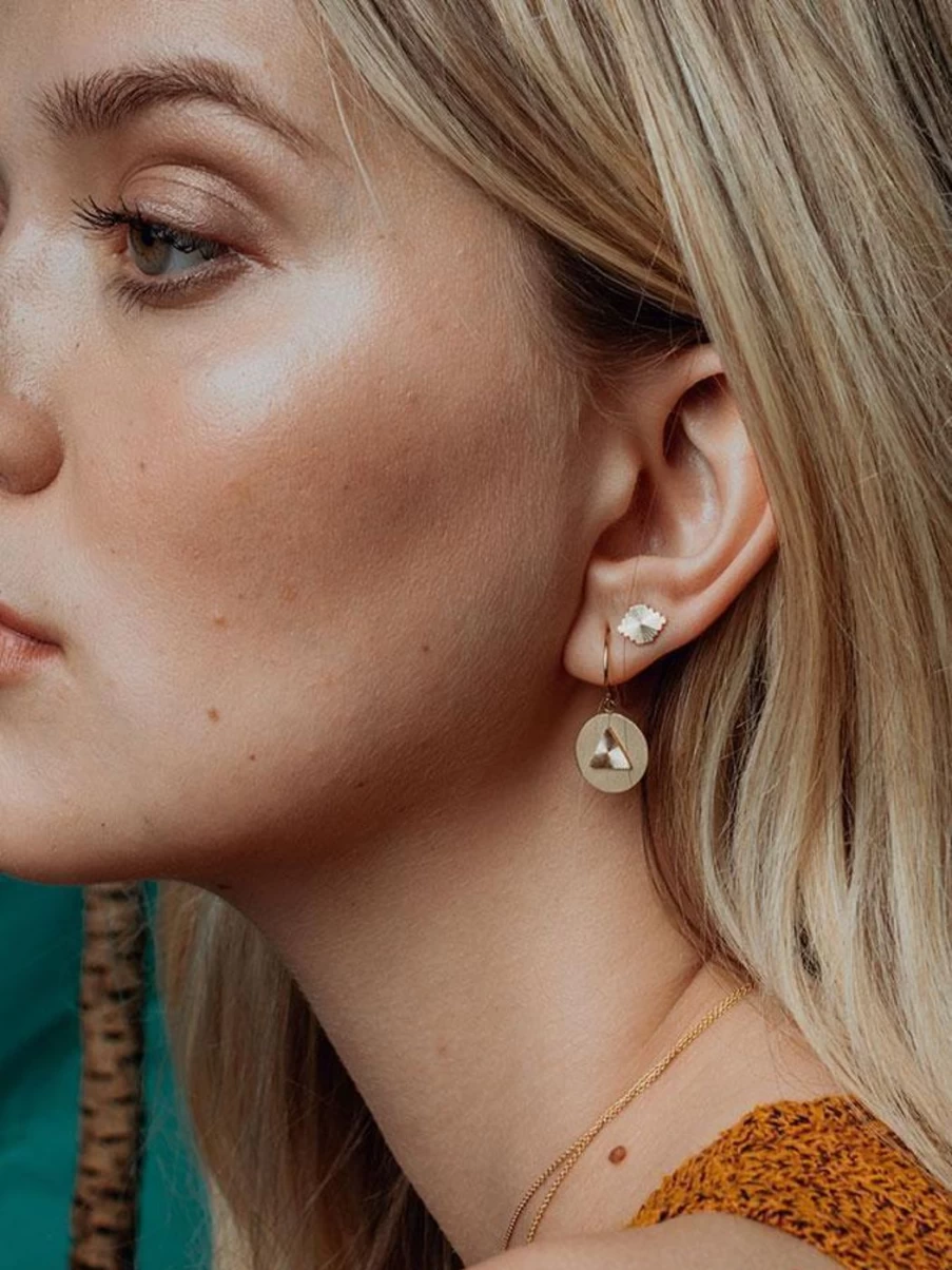 Alice Pierre Puzzle Stud Earrings - Unique Interlocking Design Fashion Jewelry