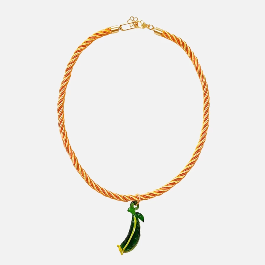 NOTTE Zucchini Veggie Necklace - Unique Vegetable-Shaped Fashion Jewelry
