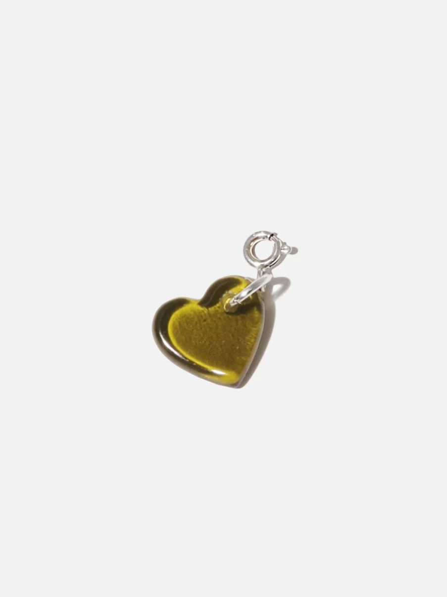 "CLED Heart Icon Charm Pendant - Elegant Jewelry Gift for Women"