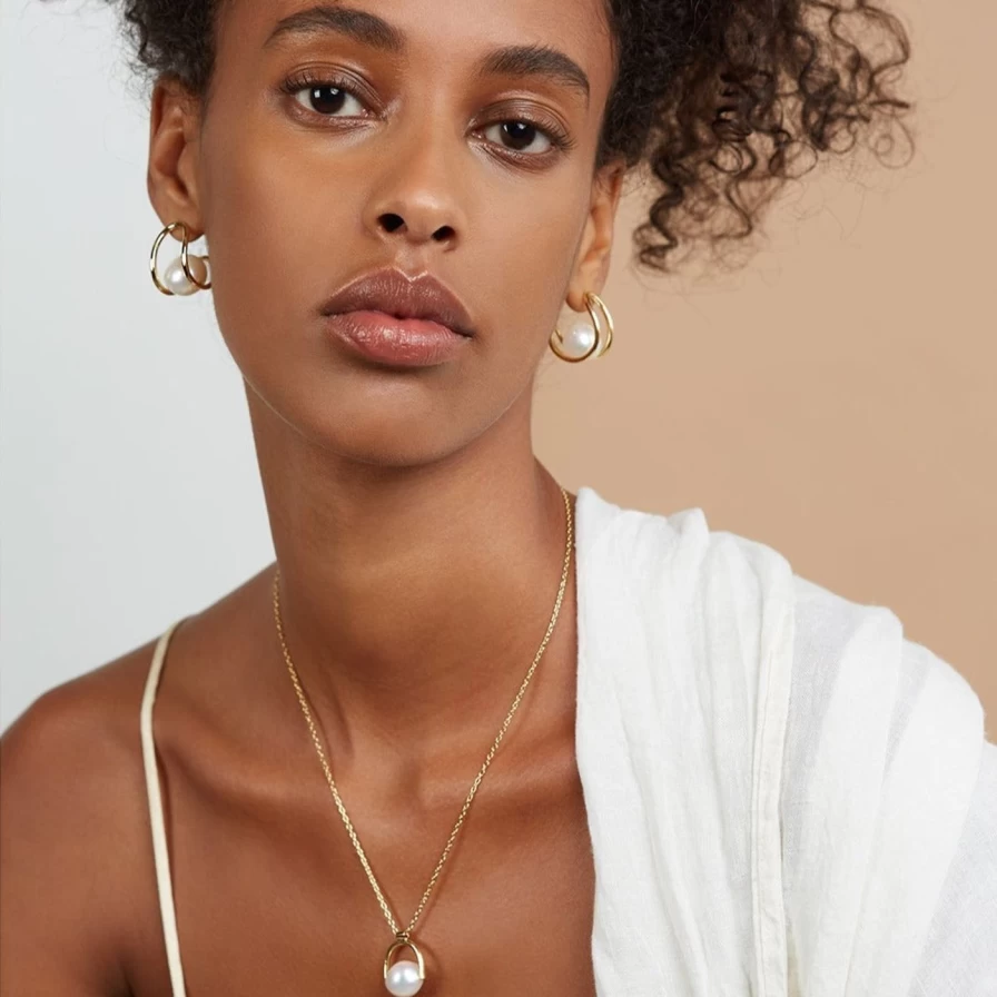 Lady Grey Gold Bail Necklace - Elegant Pendant for Women