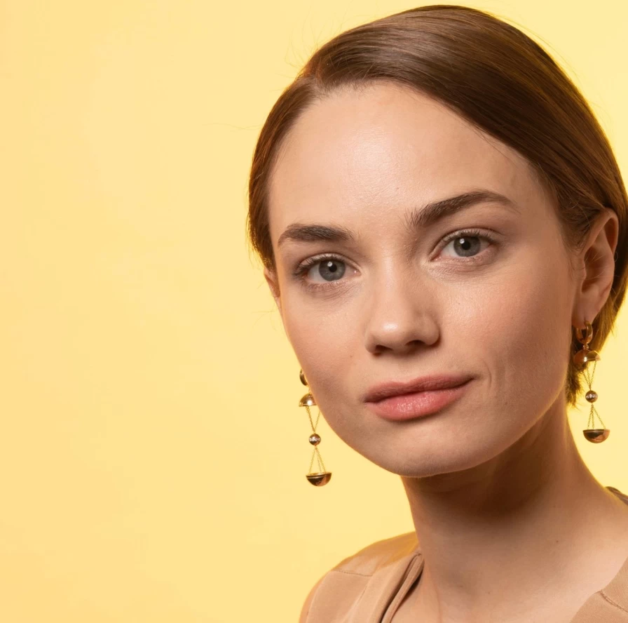 Monbouquette Gold Shimmer Hatch Earrings – Elegant & Stylish Hoop Earrings