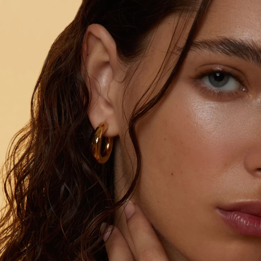 Lady Grey Rayan Gold Hoop Earrings – Elegant Women’s Jewelry