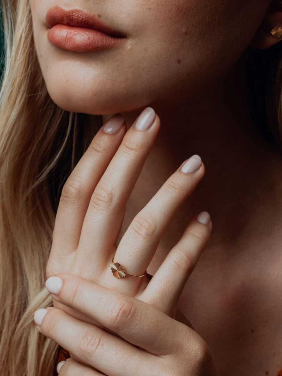 Alice Pierre Puzzle Ring - Unique Interlocking Band, Elegant Jewelry Gift for Her