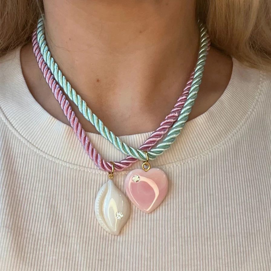 NOTTE Heart Pendant Seaside Souvenir Necklace - Beach Holiday Gift for Her