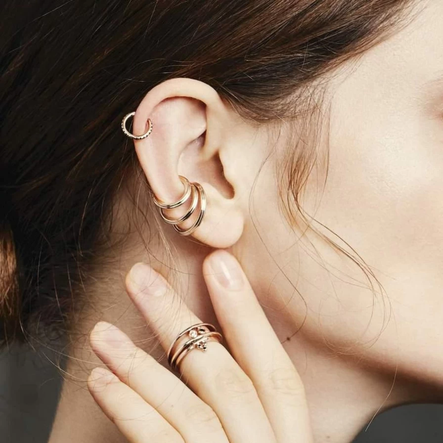 Hirotaka Medium Dune Round Ear Cuff - Stylish Gold Hoop Ear Cuff for Women