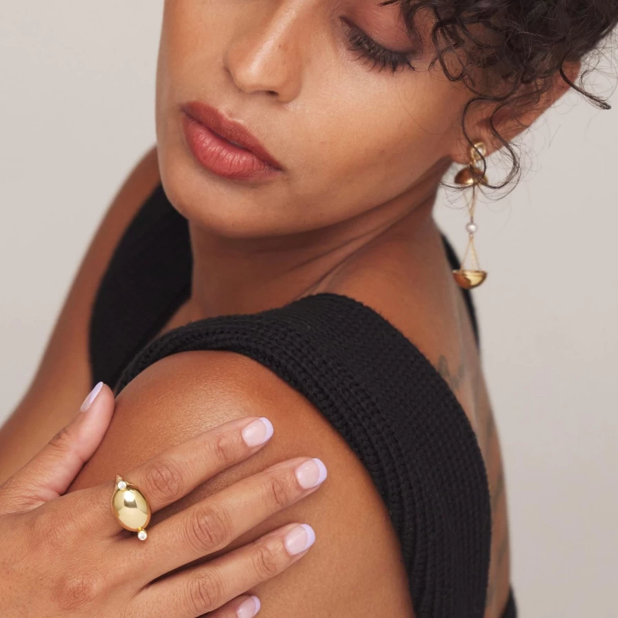 Monbouquette Gold Hinge Ring - Elegant Jewelry for Stylish Accessories
