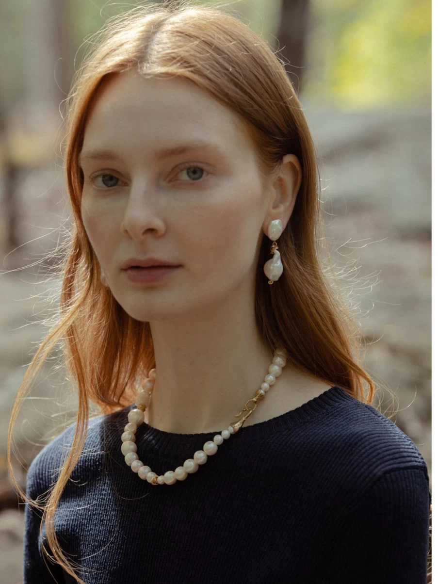 Anita Berisha Milky Quartz Statement Collar Necklace – Elegant Crystal Jewelry