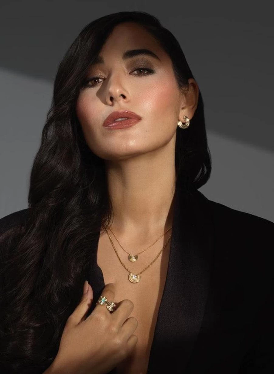 ParkFord Revival Row Moonstone Necklace – Elegant Gemstone Jewelry for Women
